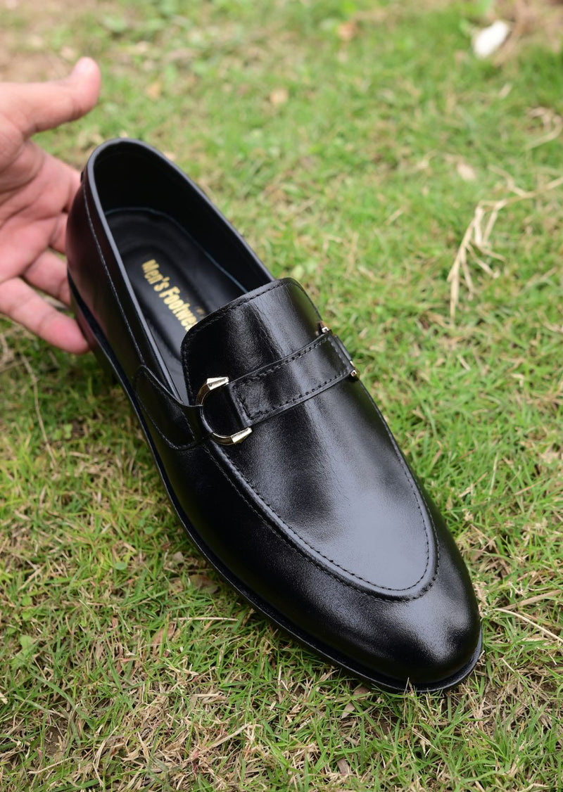 B2 Black Plain Leather Loafer