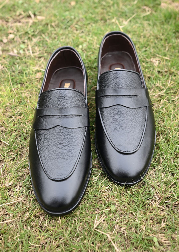 B3 Black Mild Leather Loafer